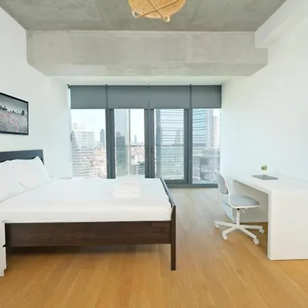 Bright Lovely Modern 2bd25 Poolgym! #220 Ferienhaus Istanbul