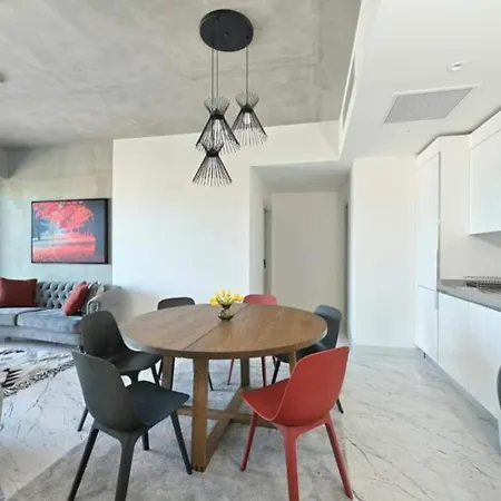 Ferienhaus Bright Lovely Modern 2bd25 Poolgym! #220 Istanbul