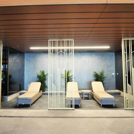 Bright Lovely Modern 2bd25 Poolgym! #220