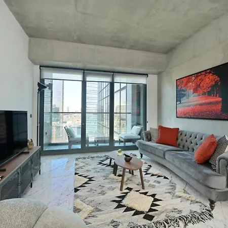 Bright Lovely Modern 2bd25 Poolgym! #220 * Istanbul