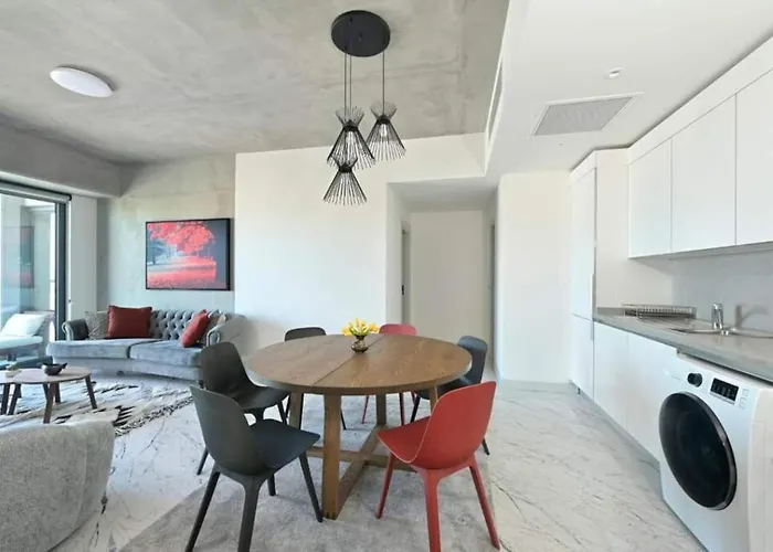 Ferienhaus Bright Lovely Modern 2bd25 Poolgym! #220 Istanbul