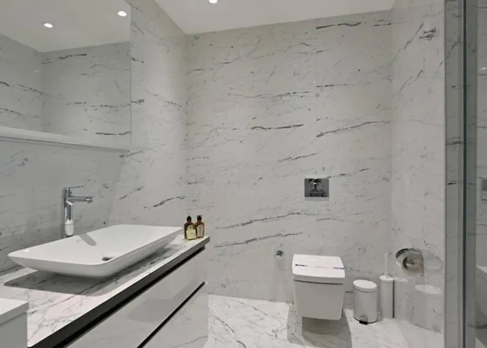 Ferienhaus Bright Lovely Modern 2bd25 Poolgym! #220 Istanbul